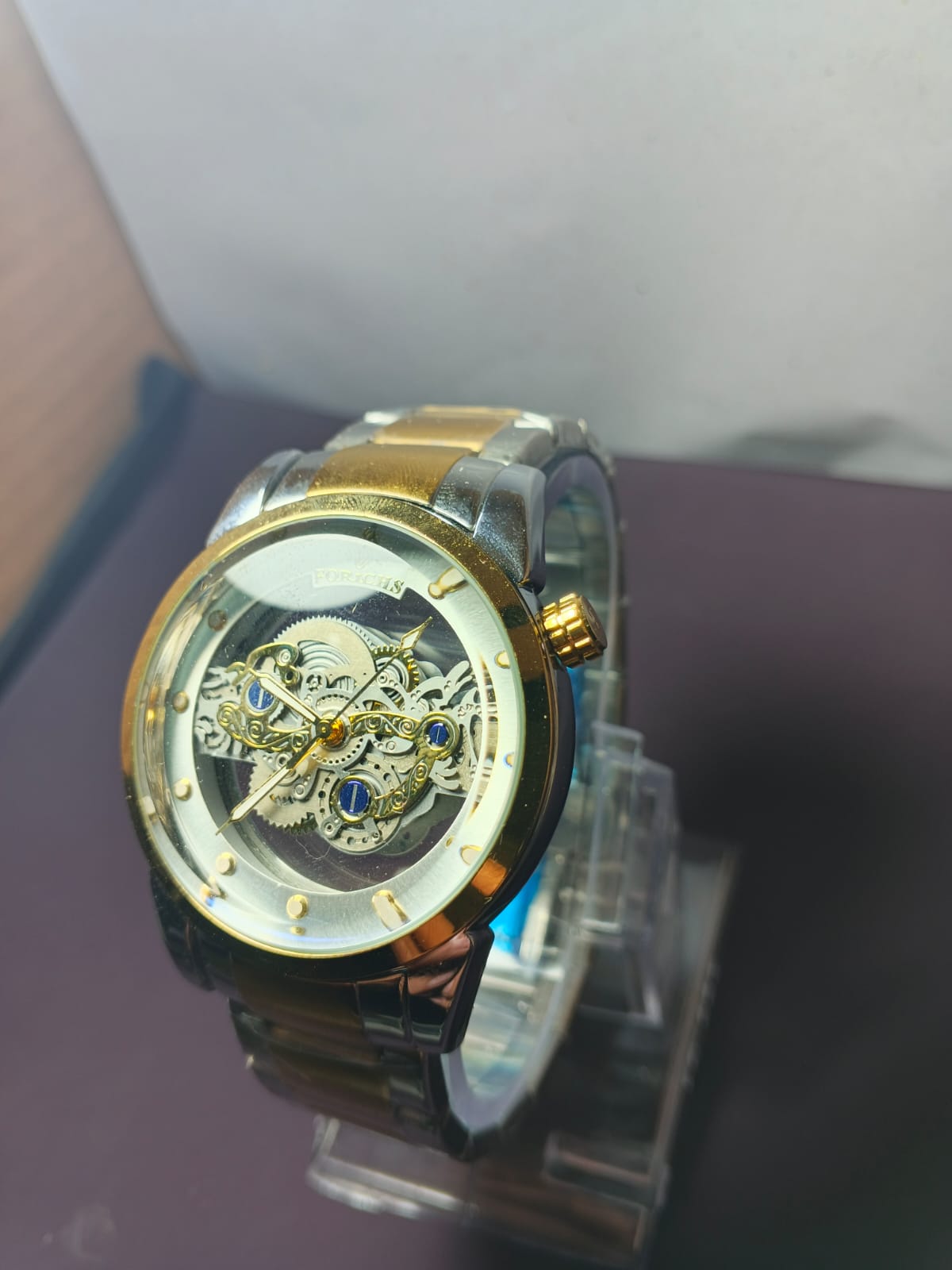 Forichs Luxury Quartz Watch Elegant Design